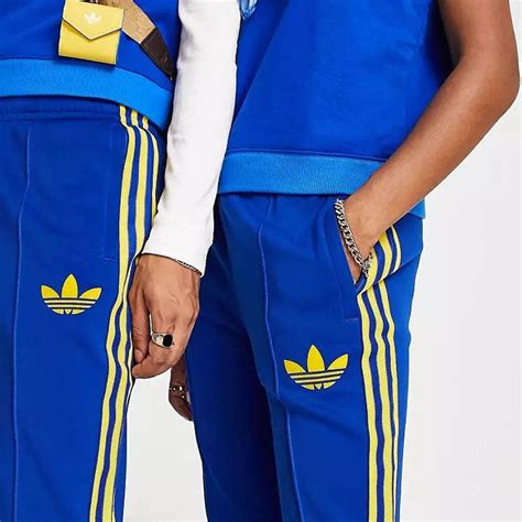 adidas Originals ADICOLOR UNISEX 